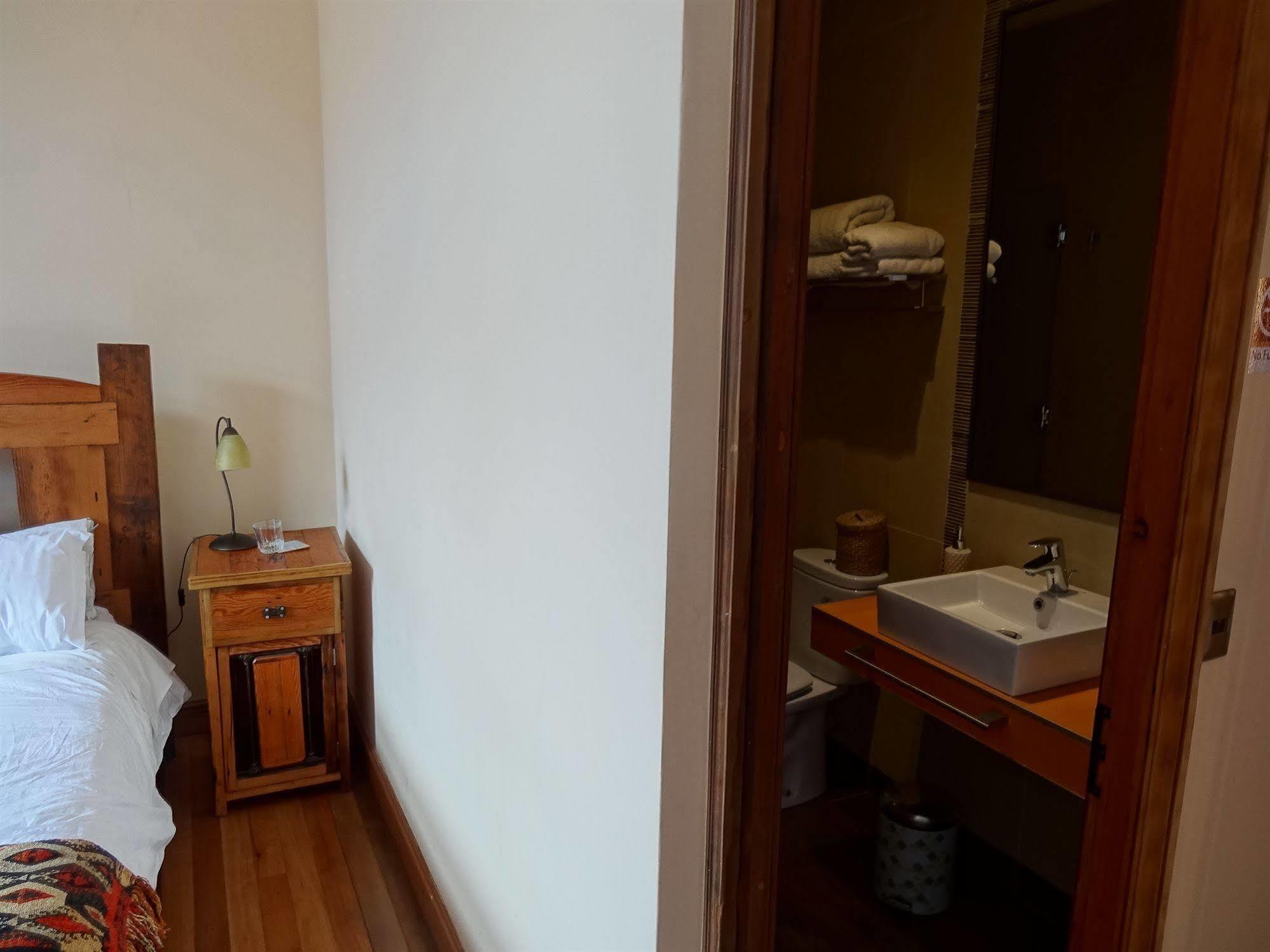 Frühstückspension Puerta Escondida 3*